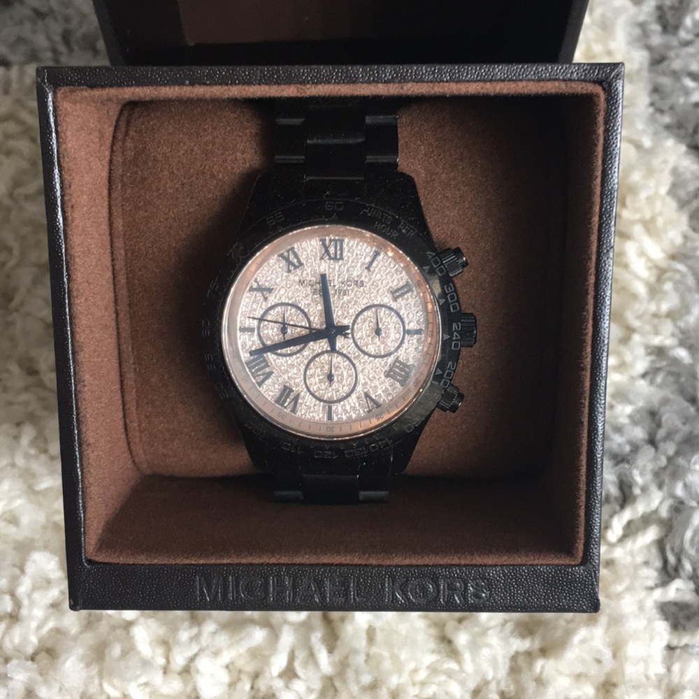 Gorgeous Michael Kors Watch